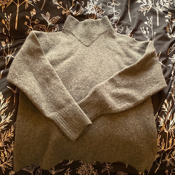 Everlane Felted Wool & Yak Hair Gray Sweater Medium - Picture 2 of 6